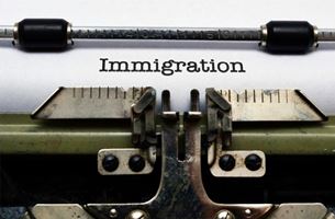 Quién puede redactar la carta de recomendación para inmigración